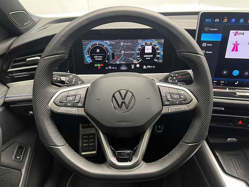 Volkswagen Passat Variant 2.0 TDI DSG R-Line Klima Navi