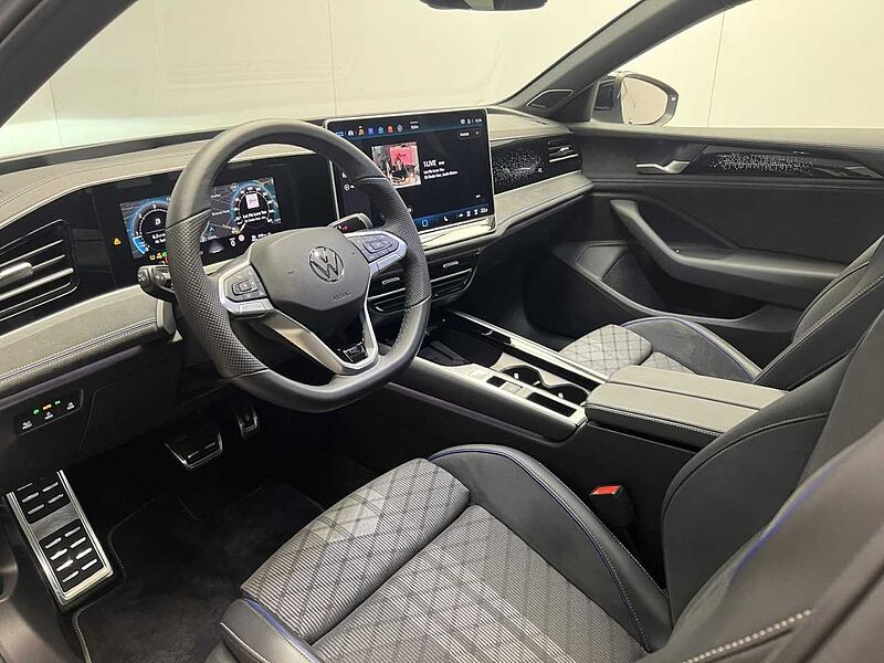 Volkswagen Passat Variant 2.0 TDI DSG R-Line Klima Navi