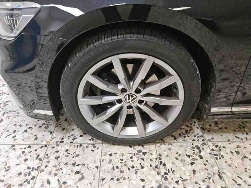 Volkswagen Passat Variant 2.0 TDI DSG R-Line 4Motion Klima