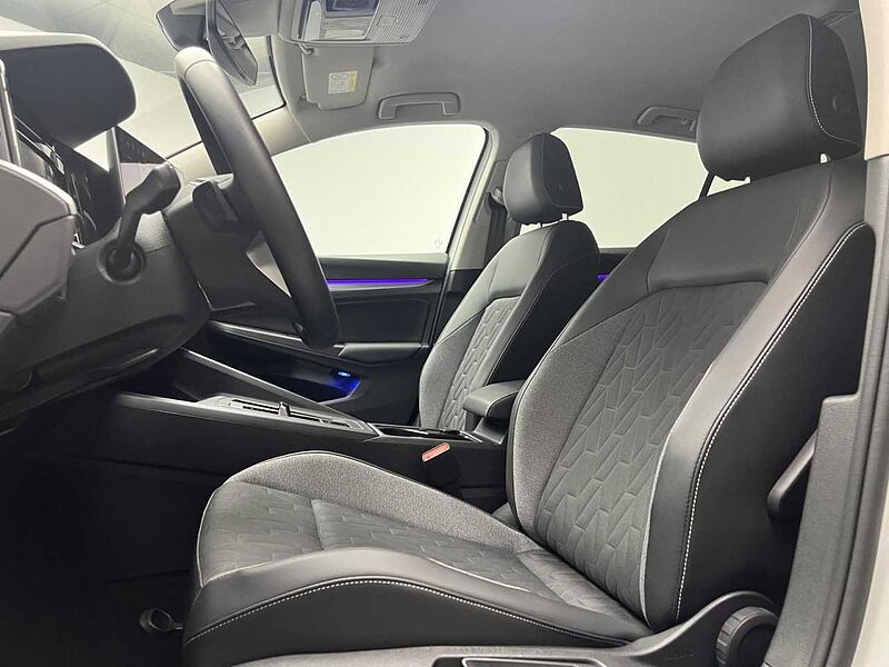 Volkswagen Golf VIII 2.0 TDI DSG GOAL 2,49% Klima Navi