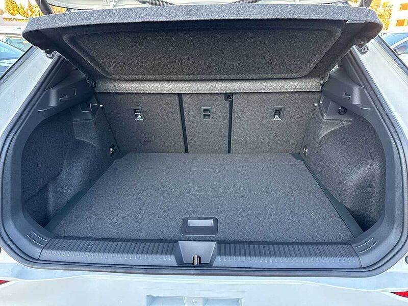 Volkswagen T-Roc R-Line 1.5 l eTSI OPF 7-Gang-DSG *360 KAM