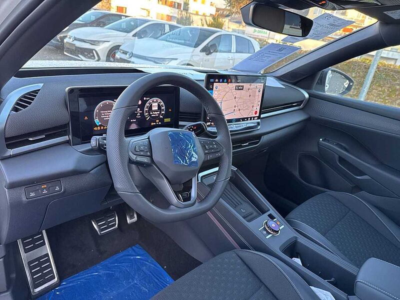 Volkswagen T-Roc R-Line 1.5 l eTSI OPF 7-Gang-DSG *360 KAM