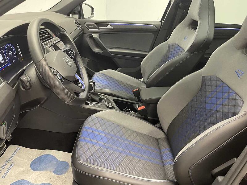 Volkswagen Tiguan R 2.0 TSI DSG 4Motion Akrapovic+Panorama