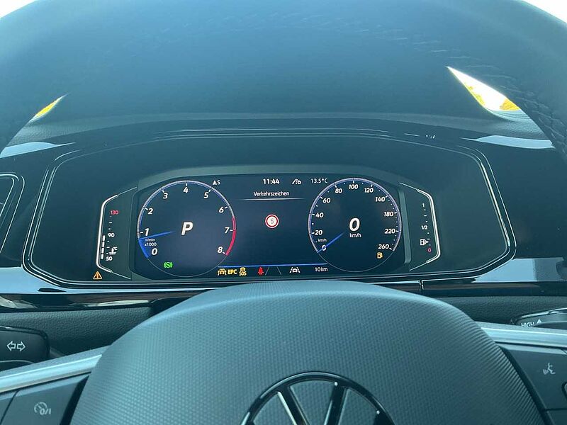 Volkswagen T-Roc R-Line 1.5 l TSI 110kW (150PS) 7-Gang DSG