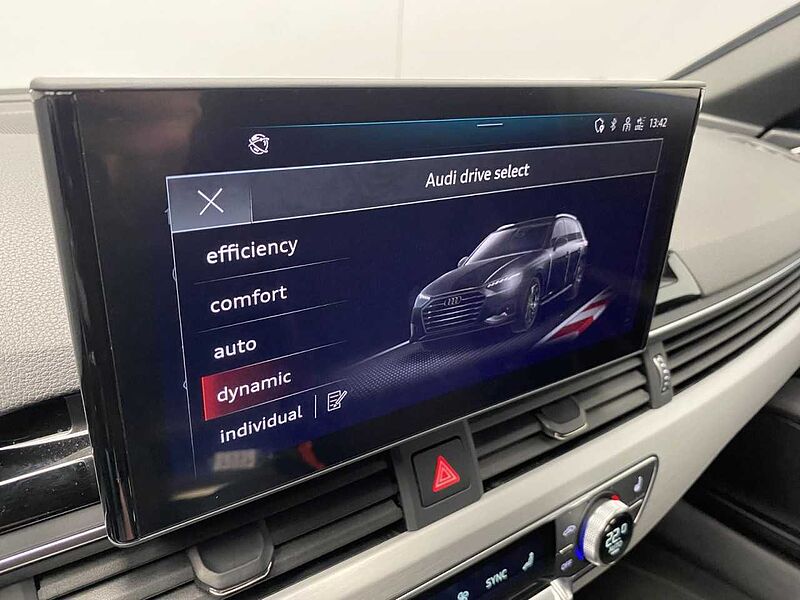 Audi A4 Avant 40 TDI S-Tronic S line Competition