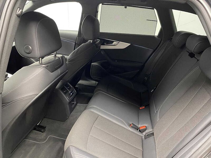 Audi A4 Avant 40 TDI S-Tronic S line Competition