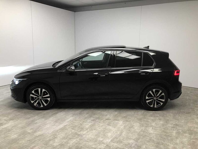 Volkswagen Golf VIII 2.0 TDI United Panorama Klima Navi