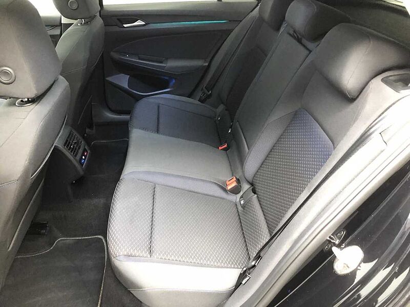 Volkswagen Golf VIII 2.0 TDI United Panorama Klima Navi