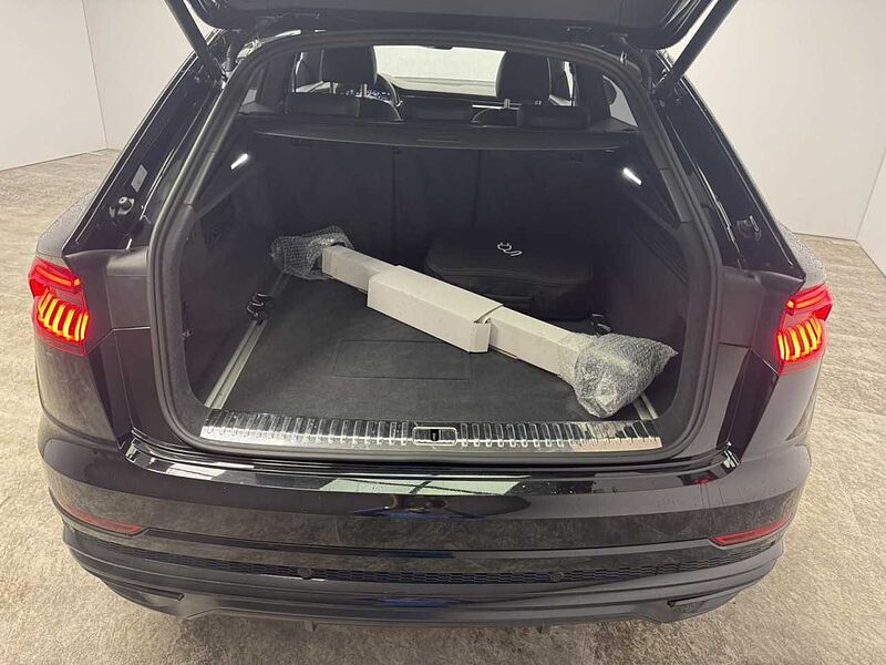 Audi Q8 55 TFSIe quattro S-line Klima Navi Leder