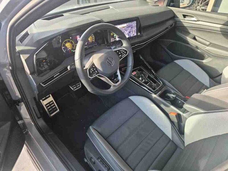 Volkswagen Golf VIII GTD 2.0 TDI DSG Klima Navi Leder