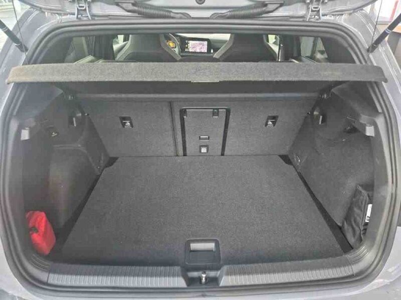 Volkswagen Golf VIII GTD 2.0 TDI DSG Klima Navi Leder