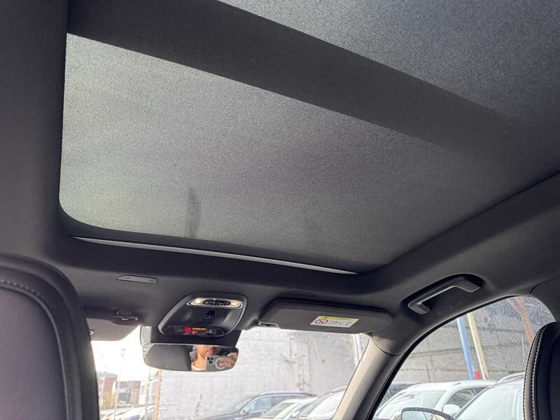 Volvo XC 90 T5 R-Design AWD Standheizung + HUD + Pano. XC90