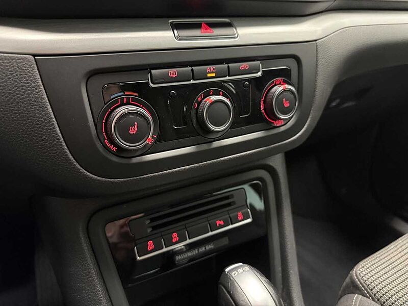 Volkswagen Sharan 1.4 TSI DSG Comfortline Klima Xenon Navi