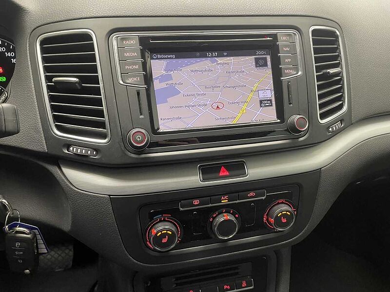 Volkswagen Sharan 1.4 TSI DSG Comfortline Klima Xenon Navi