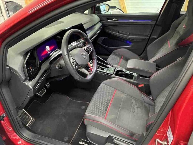 Volkswagen Golf VIII GTI Clubsport 2.0 TSI DSG Klima Navi