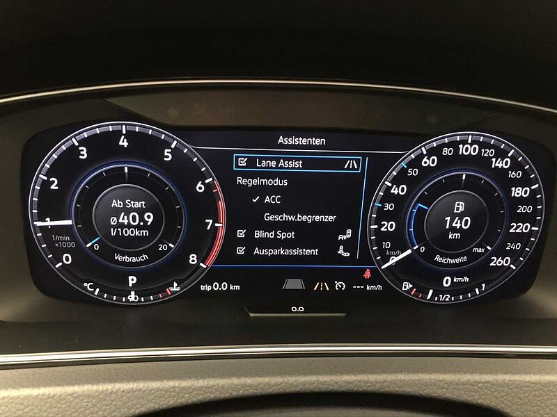 Volkswagen Golf VII 1.0 TSI DSG IQ. DRIVE R-LINE Klima Navi