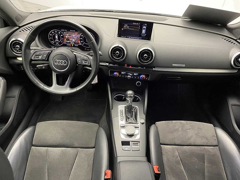 Audi A3 Sportback 1.5 TSI S-Tronic Sport Klima Xenon