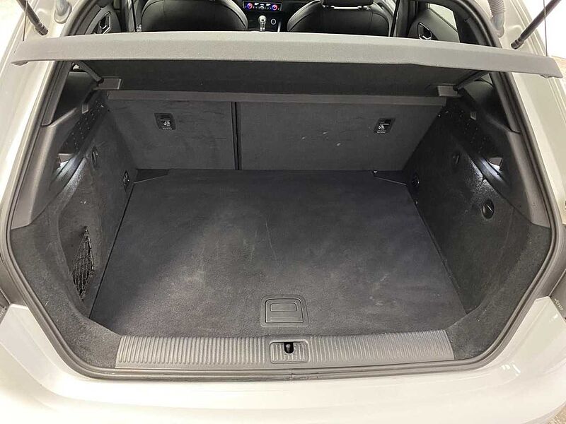 Audi A3 Sportback 1.5 TSI S-Tronic Sport Klima Xenon