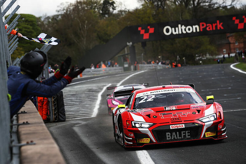 Gelungener Saisonstart von Audi-Kundenteam Balfe Motorsport in Großbritannien